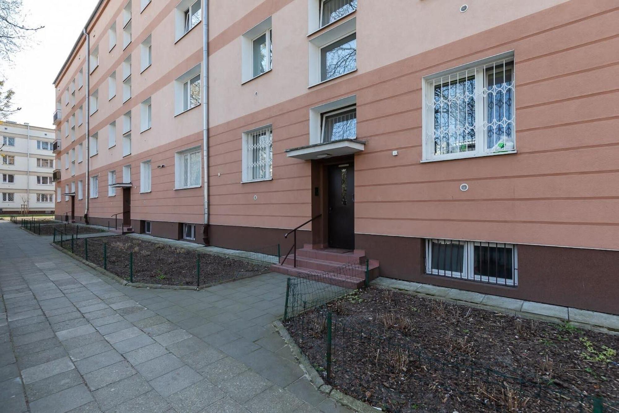 Rent Like Home - Mila 9 Warsaw Exterior photo